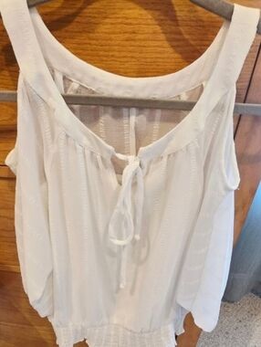Women’s sheer striped open shoulder blouse,stitched in camisole,gathered waist S